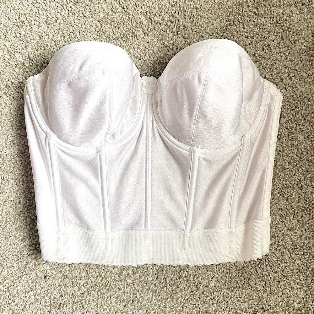 White, Va Bien corset. Size: 36C